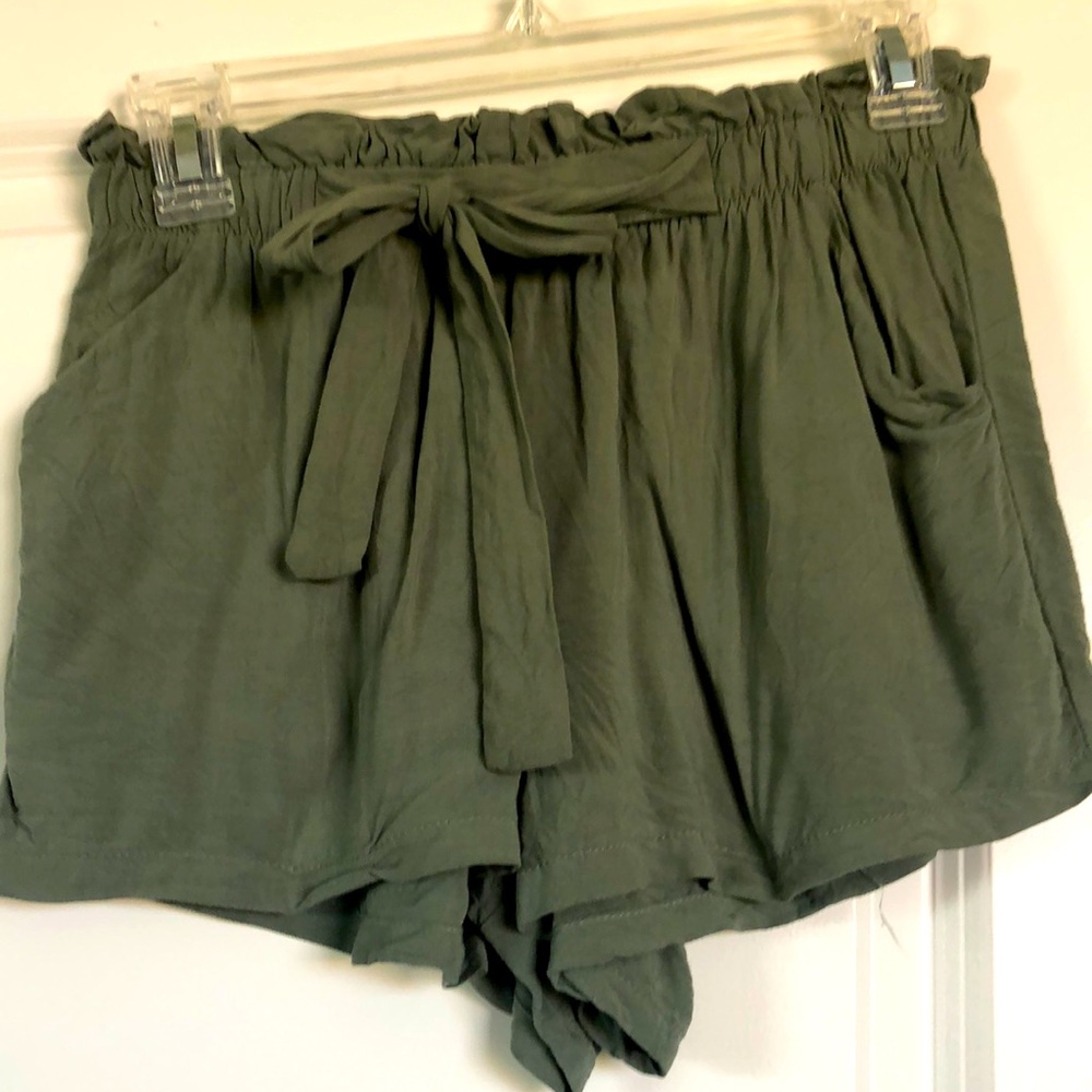 High waist, shorts with pocket